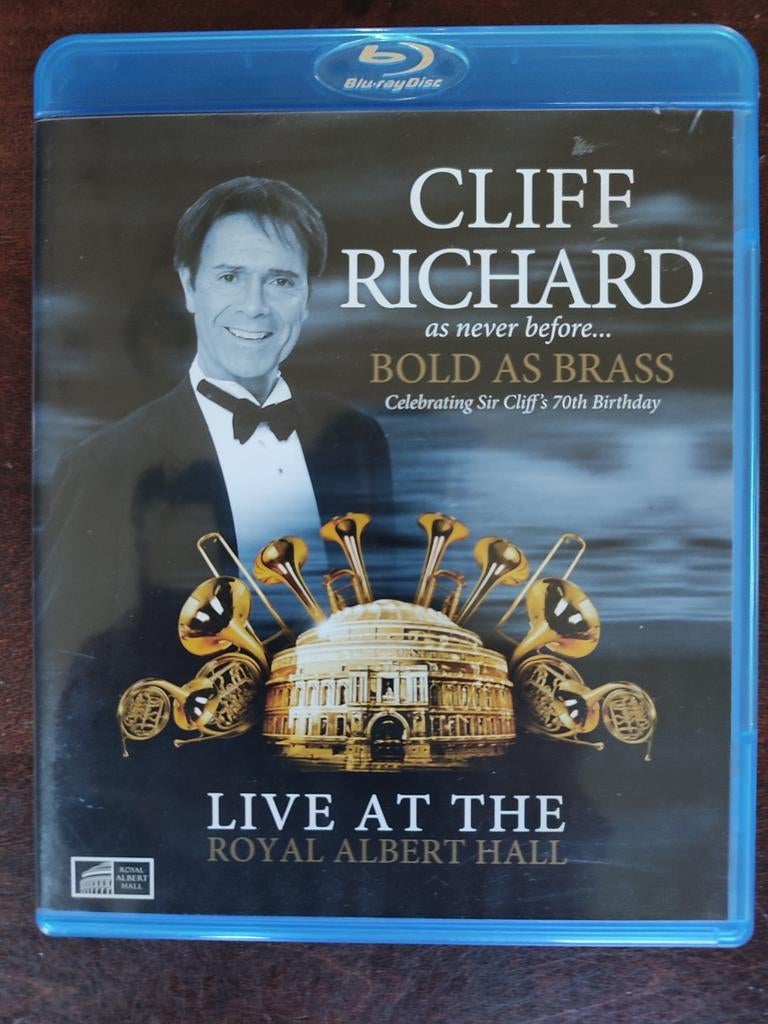 Blu-ray: CLIFF RICHARD - BOLD AND BRASS : LIVE ROYAL ALBERT, Ophalen of Verzenden, Zo goed als nieuw