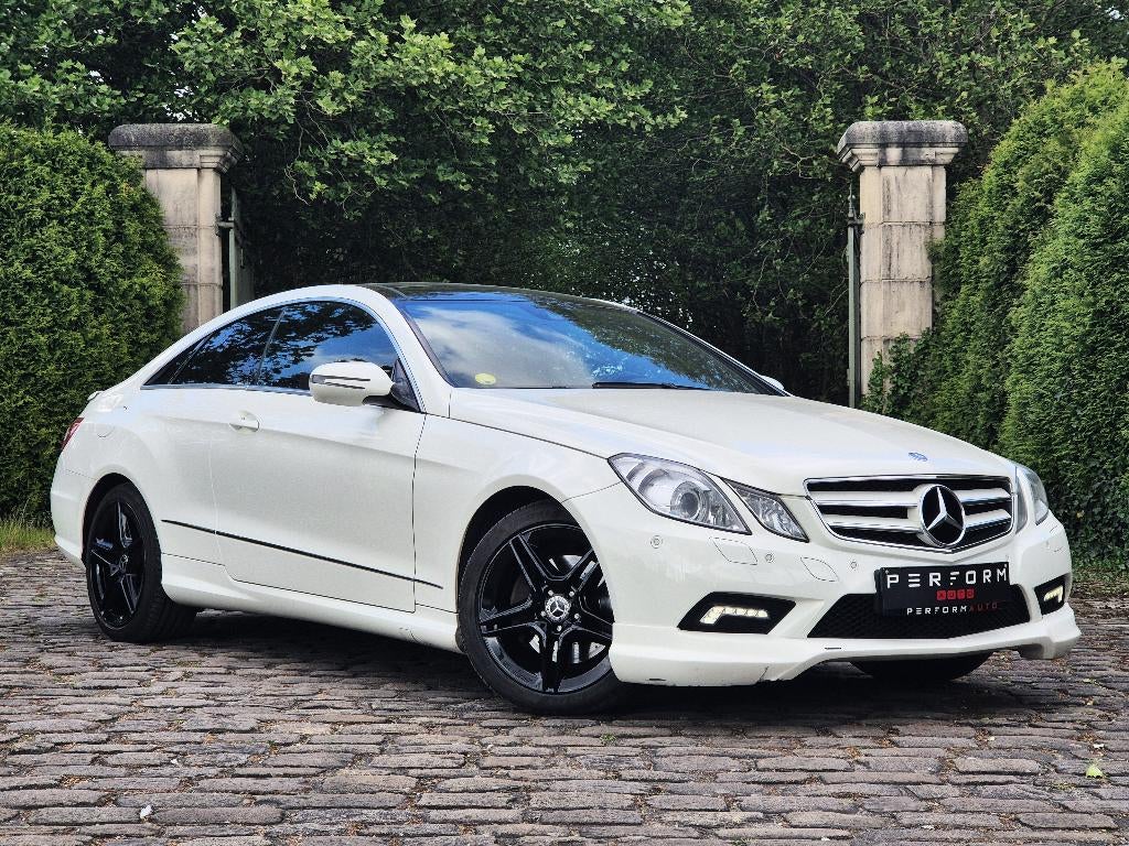 Mercedes E250 AMG-Pack Edition 1 Panodak, Auto's, Automaat, Achterwielaandrijving, 4 cilinders, Wit