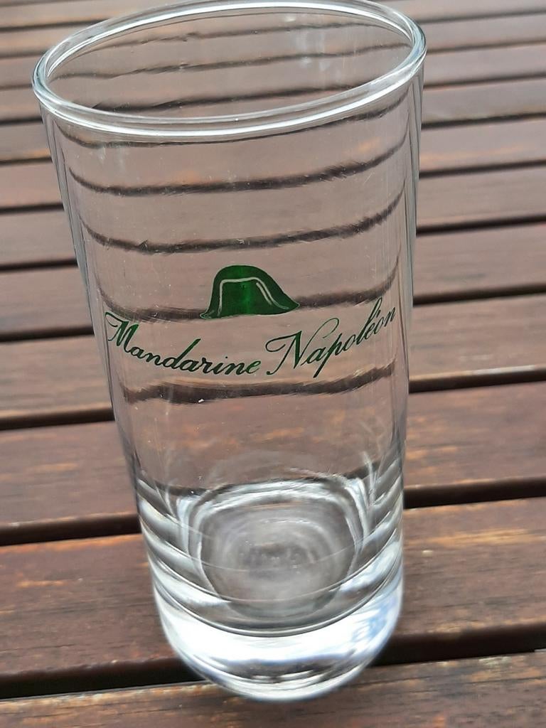 1 verre à Mandarine Napoléon, Collections, Enlèvement ou Envoi, Comme neuf