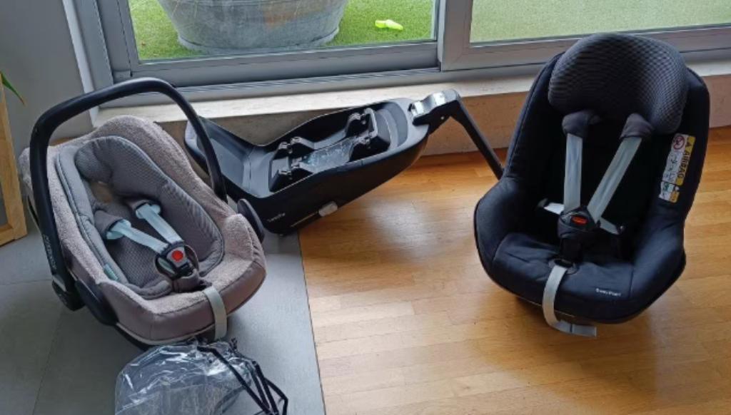 MaxiCosi Pebble plus + Autostoel MaxiCosi +Basis 2way Isofix, Kinderen en Baby's, Autostoeltjes, Zo goed als nieuw, Maxi-Cosi
