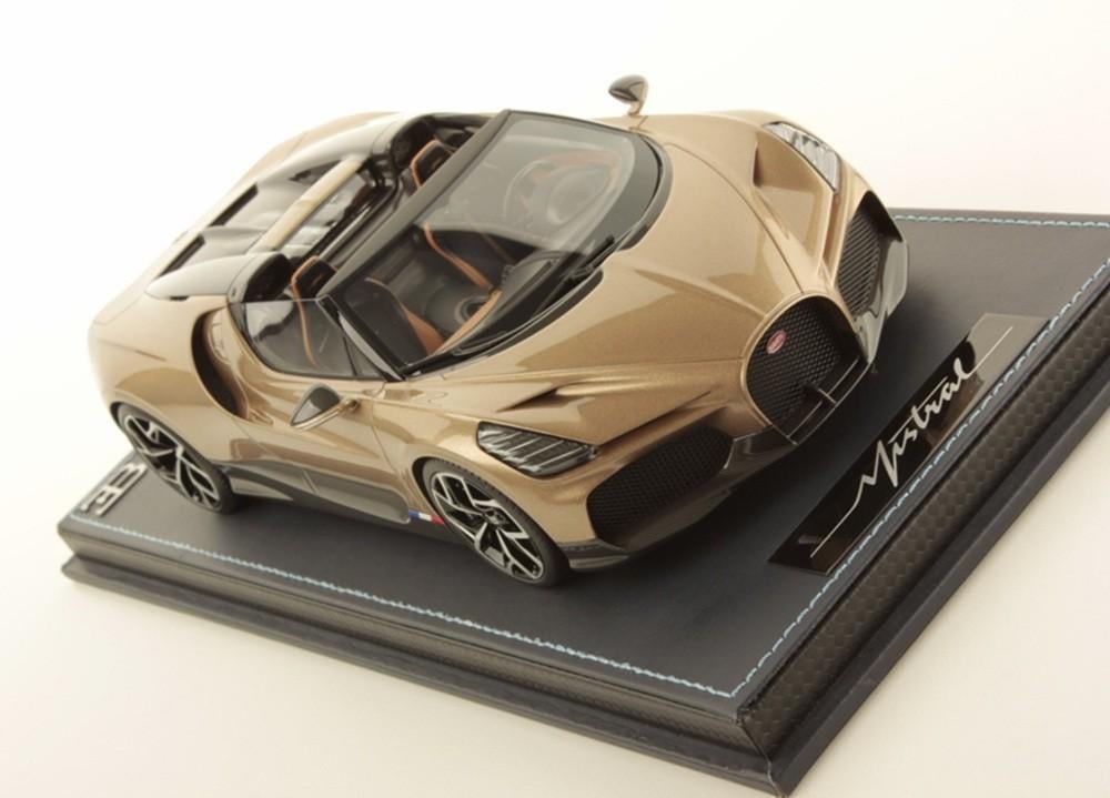 Bugatti W16 Mistral MR models 1/18 nieuw, Ophalen of Verzenden, Nieuw, Auto, Overige merken