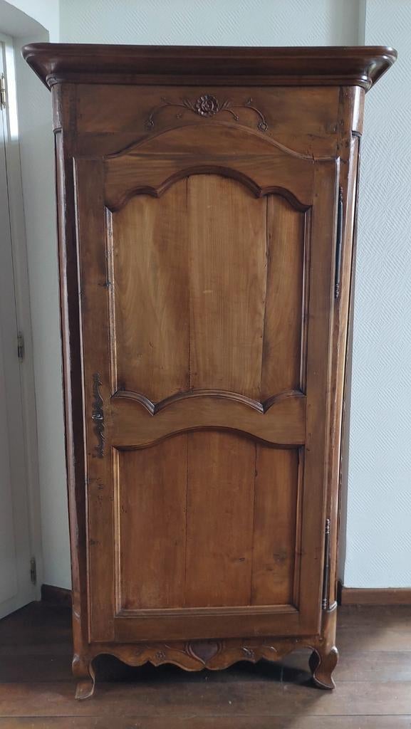 Franse 19de eeuwse bonnetière, Antiquités & Art, Antiquités | Meubles | Armoires, Enlèvement