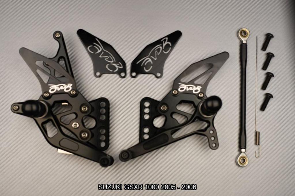 Platine Commandes Reculées SUZUKI GSXR 1000 2005 2006 K5 K6, Enlèvement ou Envoi, Neuf