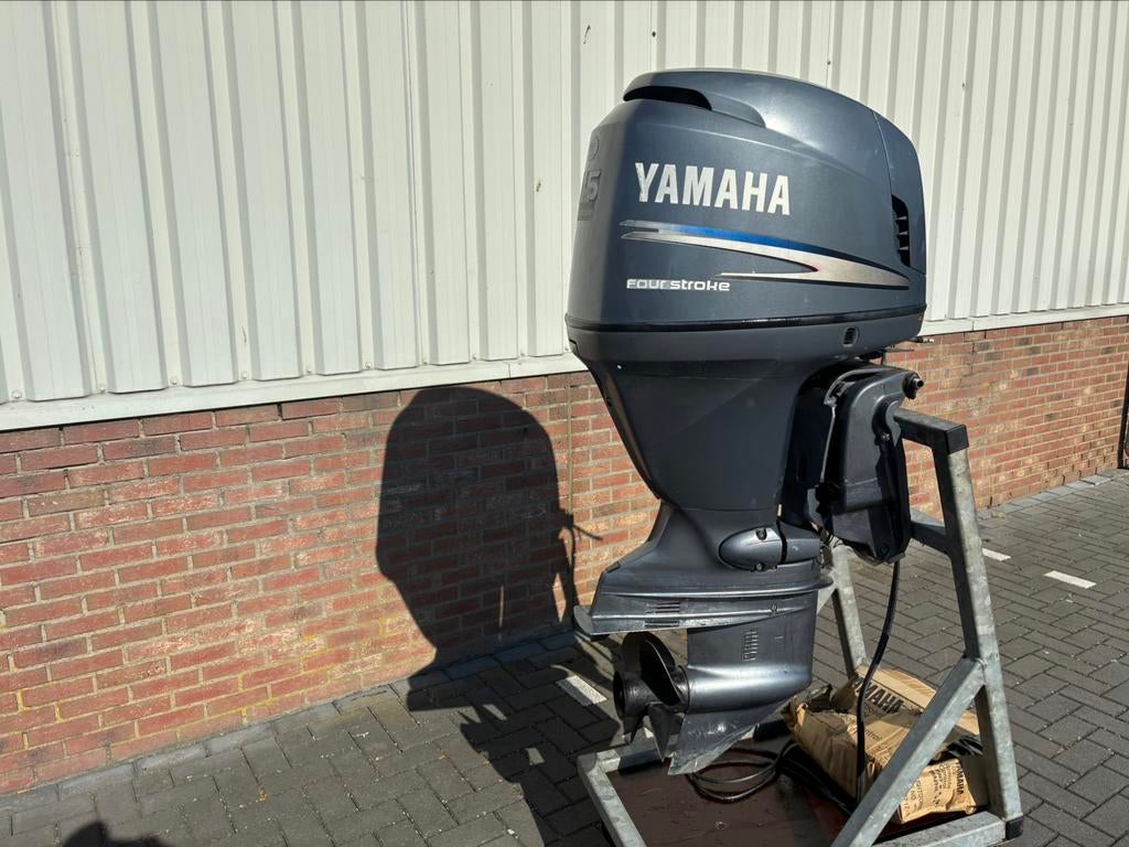 Moteurs hors-bord de 2 à 200 ch, 140 moteurs en stock, Avec télécommande, Enlèvement, Moteur hors-bord, Essence