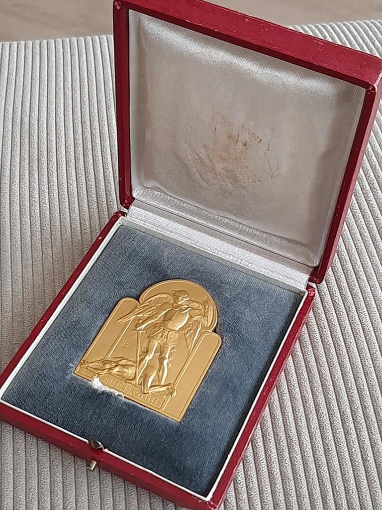 1960 médaille en bronze BXL - St Michel  avec coffret, Enlèvement ou Envoi, Bronze