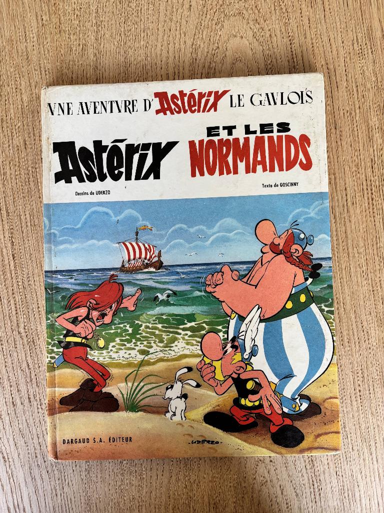 Asterix en de Noormannen - EO, Boeken, Gelezen, Eén stripboek, Ophalen of Verzenden, Uderzo - Goscinny