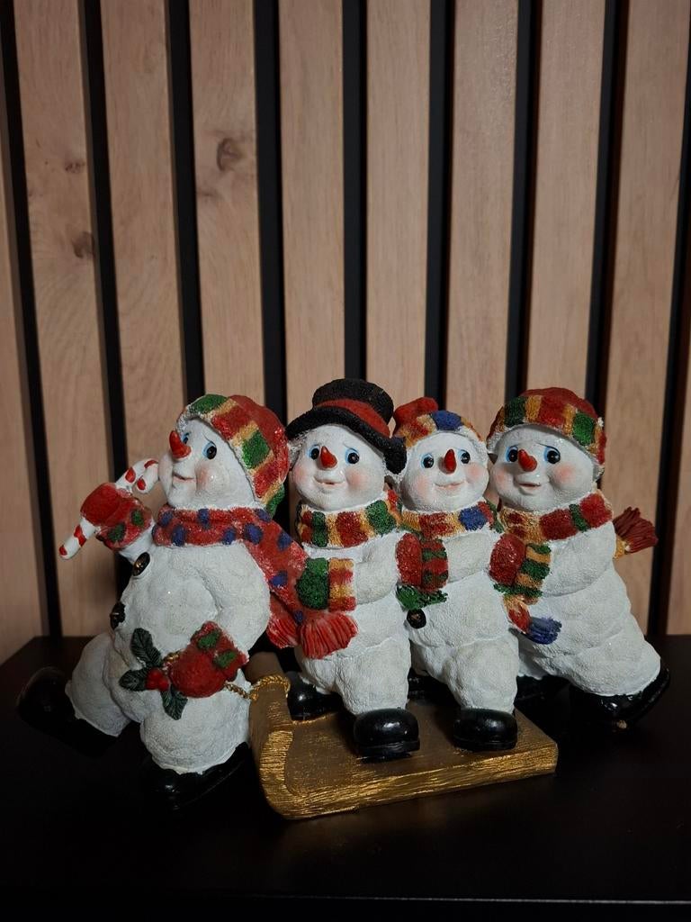 4 sneeuwmannen op slee, Diversen, Ophalen of Verzenden
