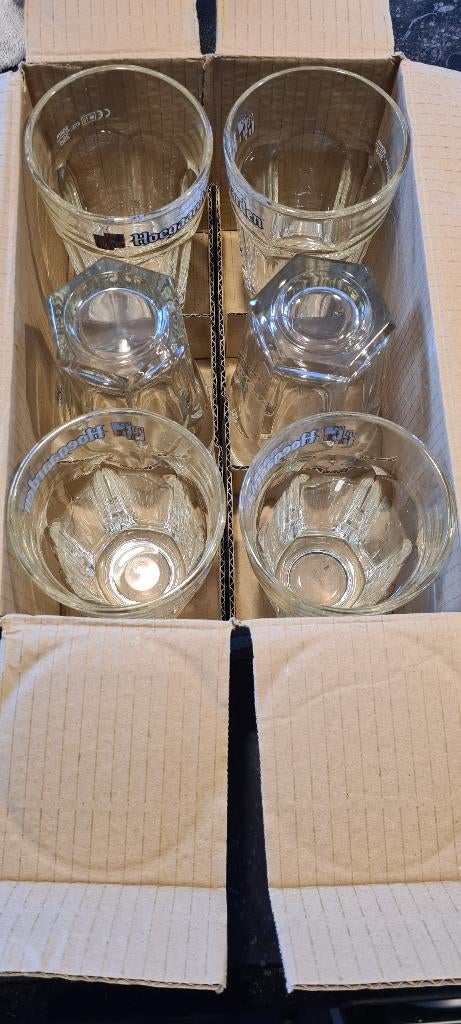 6 Hoegaarden glazen, Enlèvement, Verre à bière
