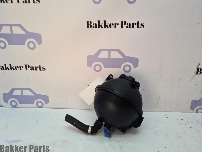 Expansievat van een BMW X3, Gebruikt, -, -, 3 maanden garantie