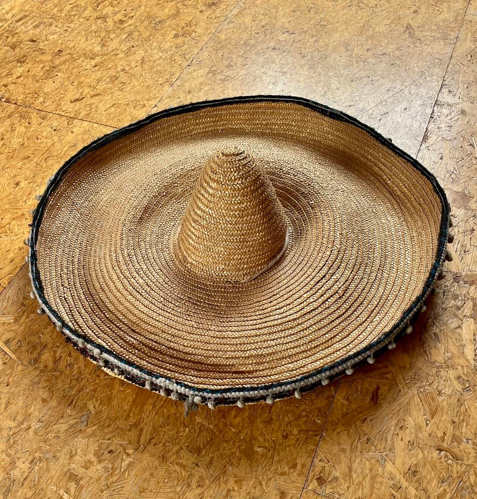 Sombrero originel mexicain, Enlèvement, Comme neuf