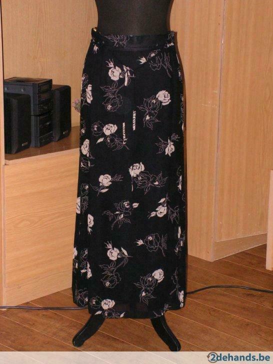 Lange rok zwart/gebroken wit met bloemenmotief, Ophalen of Verzenden, Gedragen, Wit