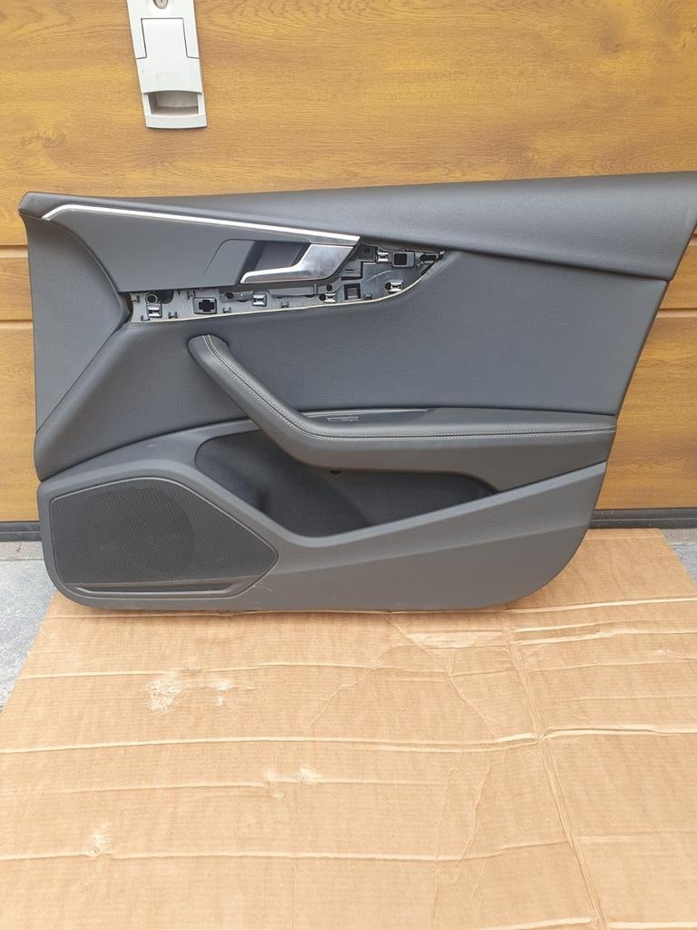 Panneau de portière Avant Droit Audi A4 B9 8W0867118, Ophalen, Gebruikt, Audi