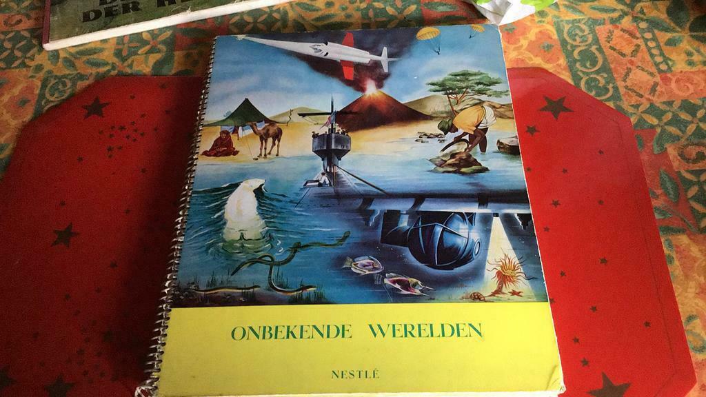 Onbekende werelden(az), Ophalen of Verzenden, Gelezen, Plaatjesalbum