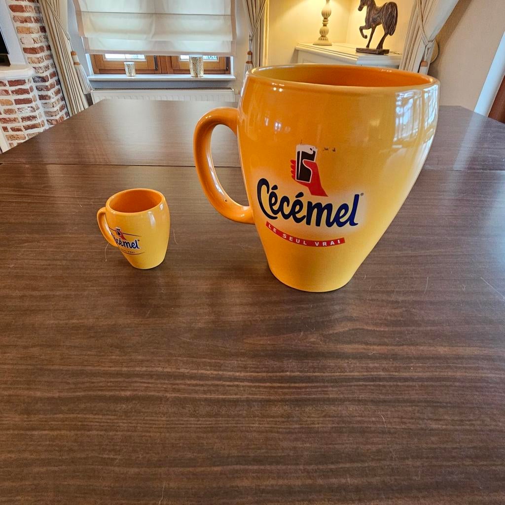 Cecemel tas / mok, Enlèvement