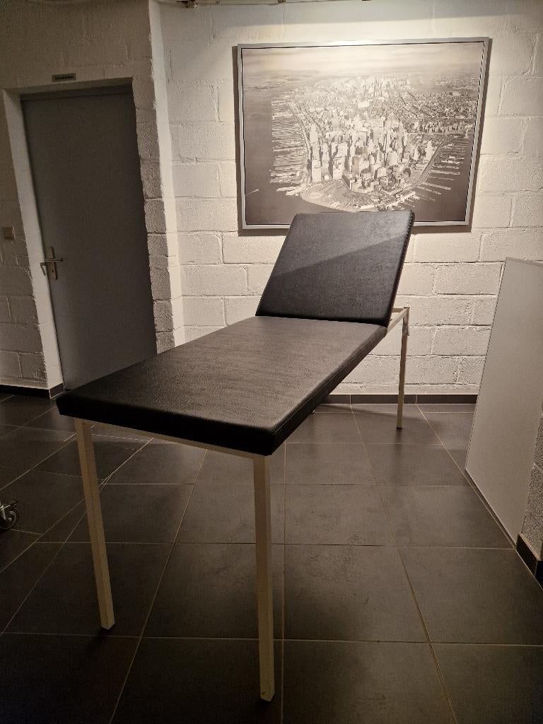 Table d'examen  médical - paramédical, Enlèvement