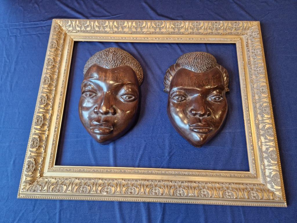 Têtes africaines, Enlèvement