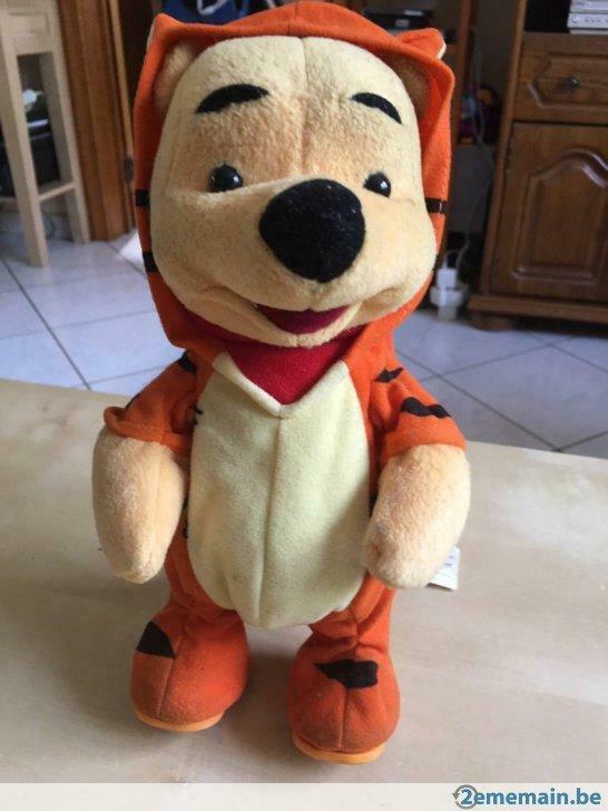 Ancien petit ours sauteur Walt Disney