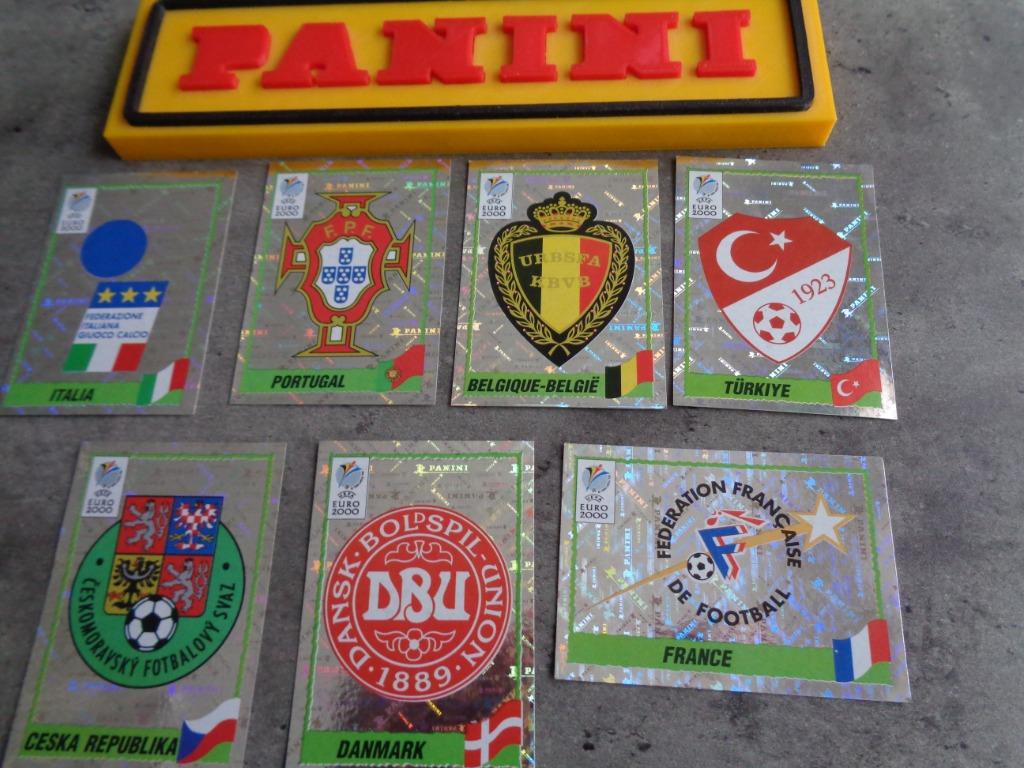 PANINI VOETBAL STICKERS EURO 2000 EK emblemen 7x badges nieu, Ophalen of Verzenden