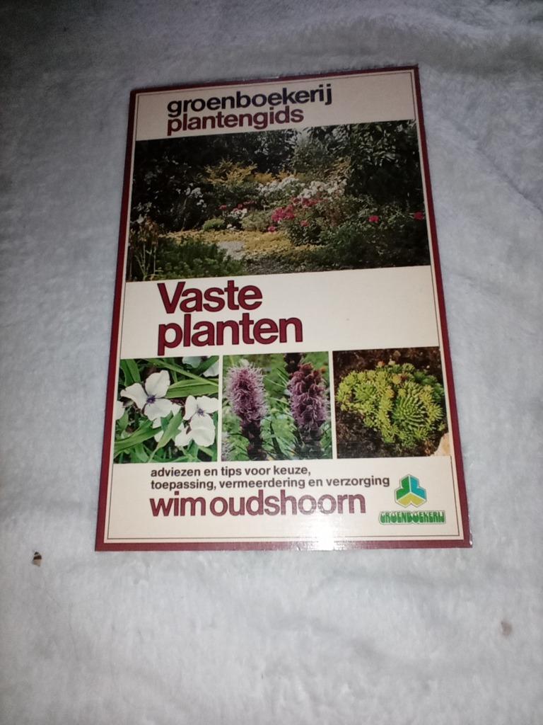 Boek groenboekerij plantengids vaste planten, Ophalen of Verzenden