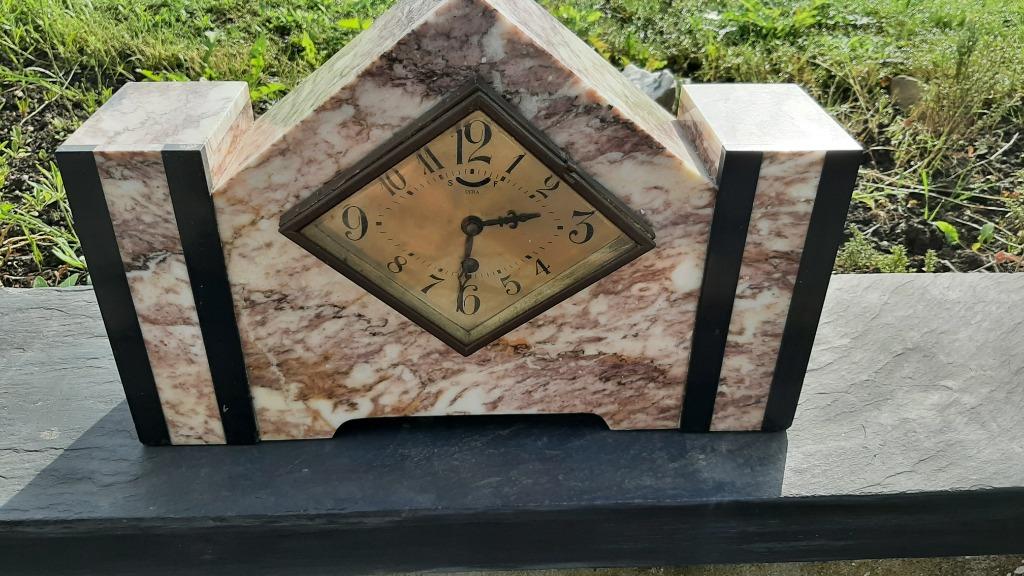 mantelklok ucra art deco uurwerk klok, Antiek en Kunst, Antiek | Klokken, Ophalen