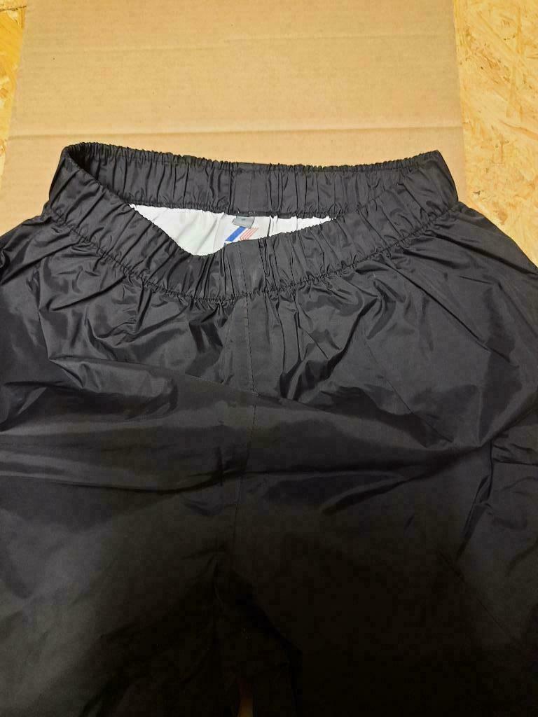 Regenbroek k way maat 8 jaar, Kinderen, Overige maten, Zo goed als nieuw, Onderkleding