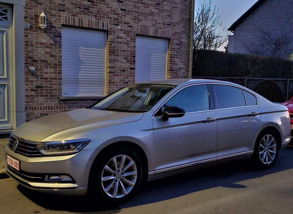 Volkswagen passat 2016 1.4 B8 Benzine, Achat, Automatique, Passat, Bluetooth