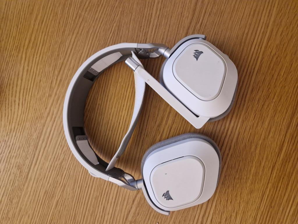 Casque Corsair HS80 RGB, Enlèvement