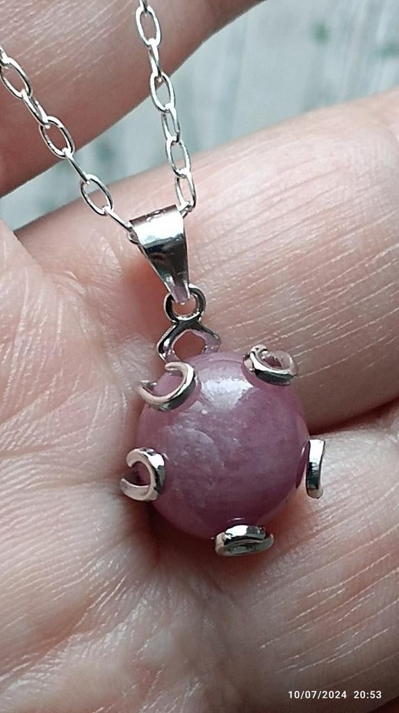 Pendentif en argent massif avec rubis naturel, Bijoux, Sacs & Beauté, Pendentifs, Neuf, Argent, Rouge, Avec pierre précieuse, Enlèvement ou Envoi