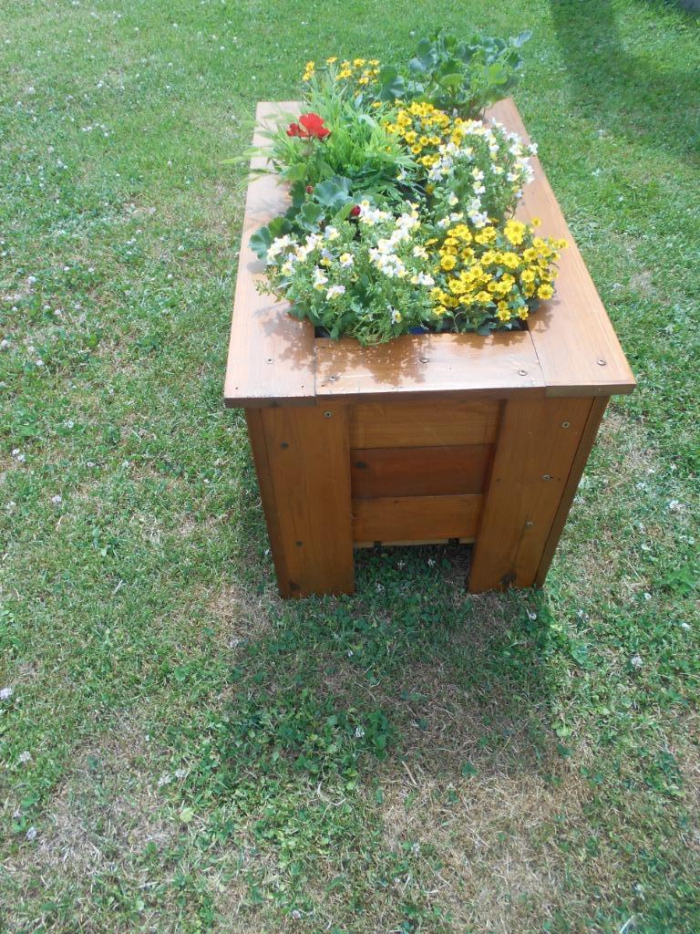 GRANDE JARDINIERE EN BOIS ARTISANALE, Comme neuf, 30 à 60 cm, Enlèvement, Intérieur