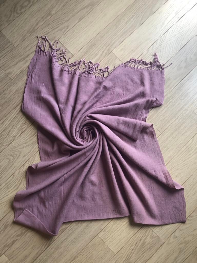 Lilas sjaal ( pashmina ), Envoi, Porté, Écharpe