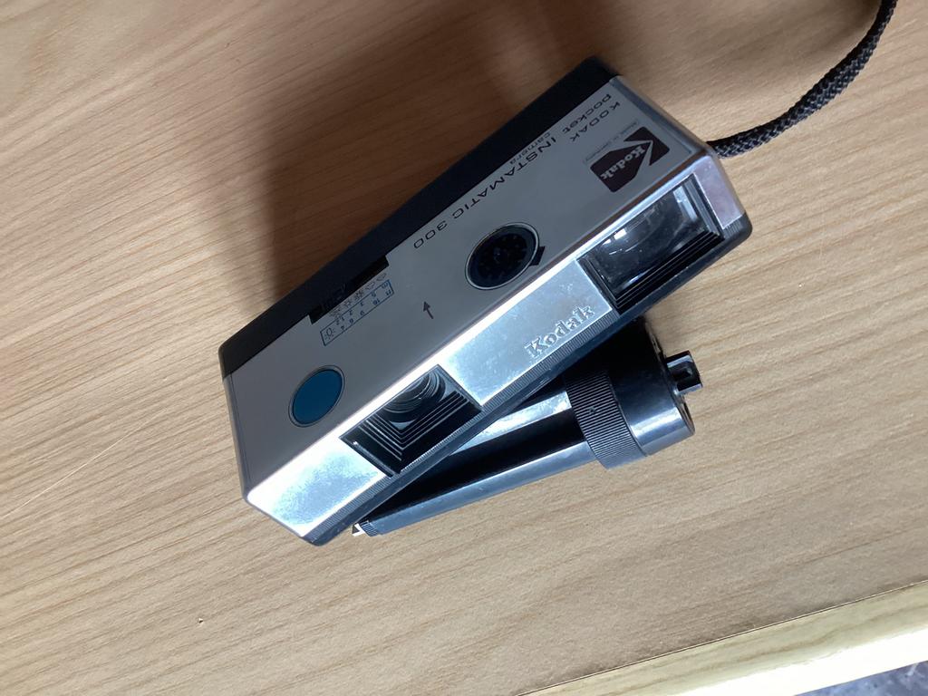 Fototoestel KODAK Pocket - Instamatic Camera 300, Ophalen of Verzenden, Gebruikt, Compact, Kodak