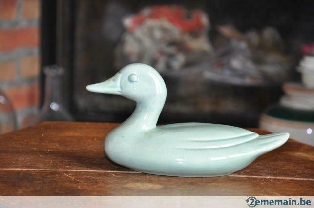 canard en faience vert