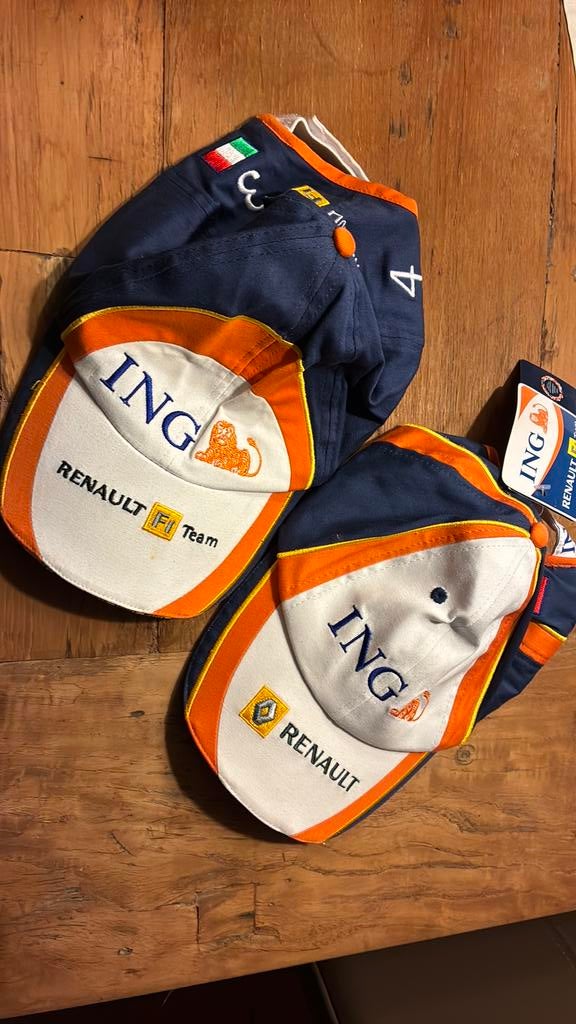 Originele Formule 1 petten Renault ING, Ophalen of Verzenden, Zo goed als nieuw