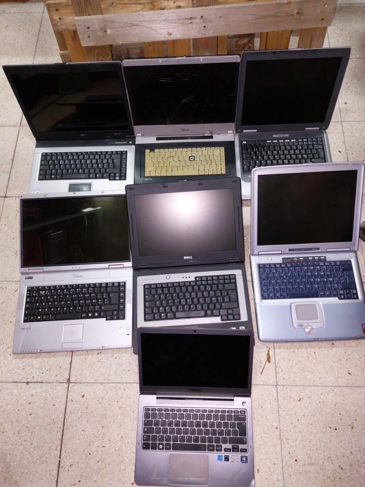 Lot de 7 pc portable pour pièces, Informatique & Logiciels, Enlèvement, Ne fonctionne pas