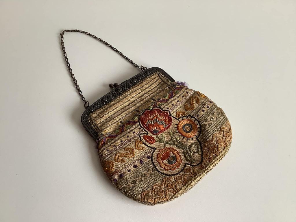 oud geborduurd tasje, Antiek en Kunst, Ophalen of Verzenden
