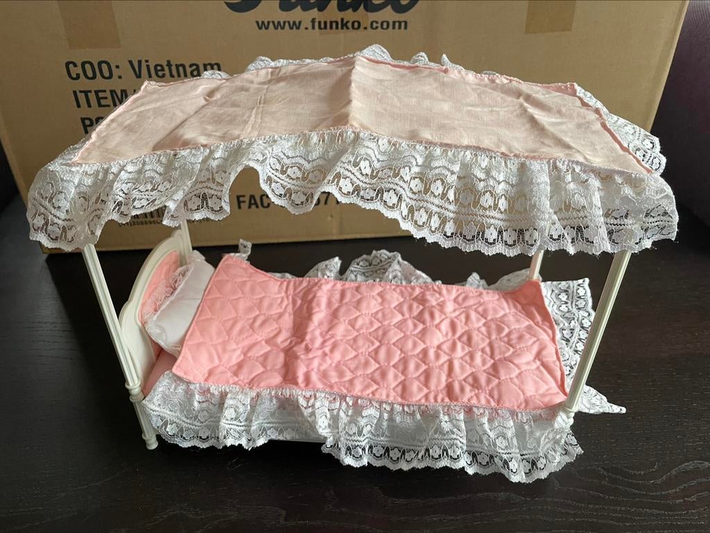 Vintage Barbie Glamor bed Zima hemelbed canopy jaren ‘80, Enlèvement ou Envoi, Utilisé, Ustensile