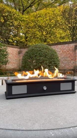 Gasvuurtafel voor tafel met speaker en dansende vlammen, Ophalen, Zo goed als nieuw