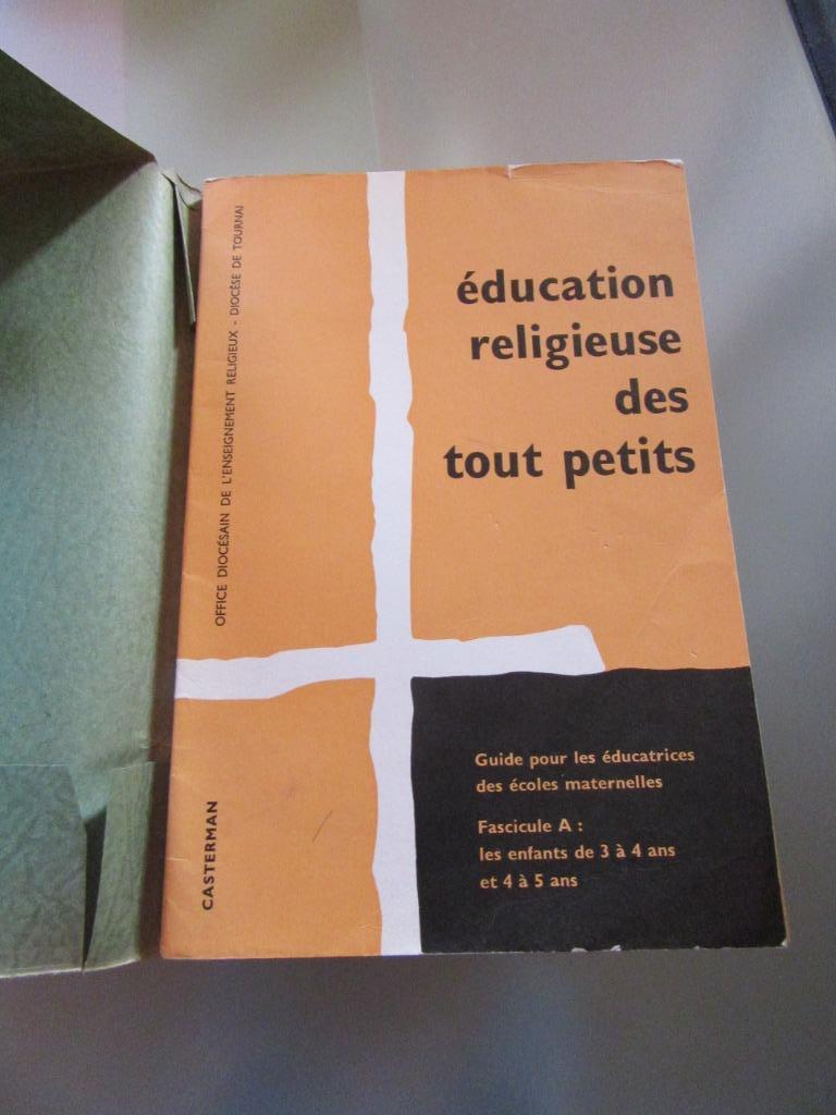 éducation religieuse des tout petits Casterman 1966, Livres, Religion & Théologie, Enlèvement, Utilisé