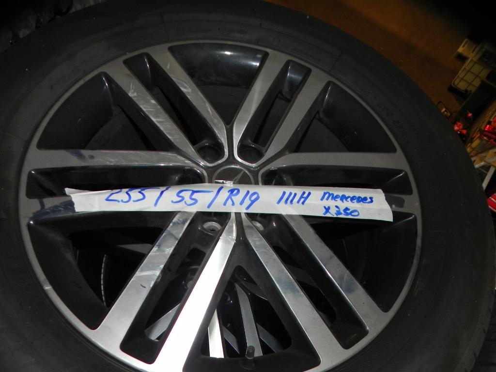 Banden +licht metalen velg  4x 255x55 R 19 111H Mercedes X35, Ophalen, Gebruikt, Mercedes-Benz