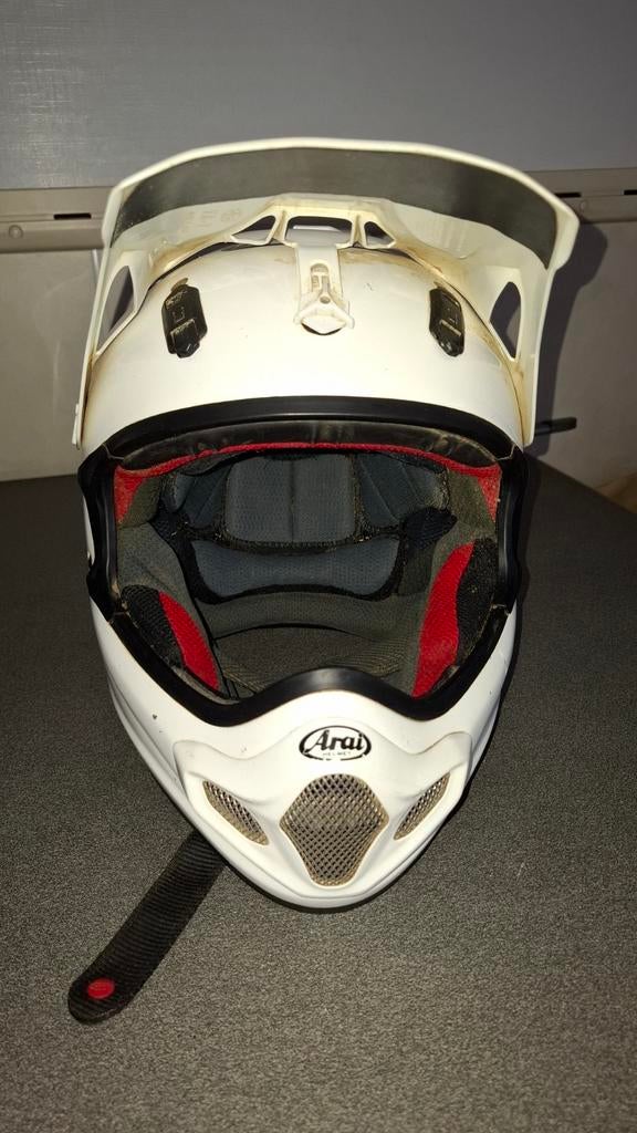 Arai crosshelm, Motoren, Ophalen, Arai