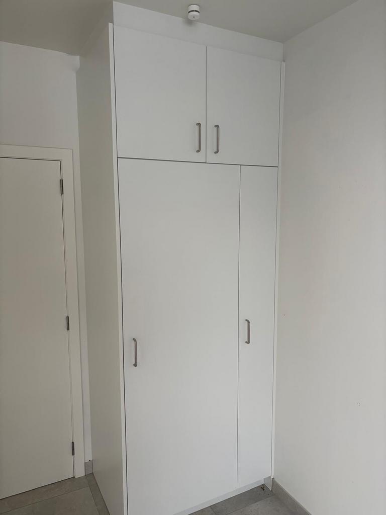 Maatwerkkast voor wasmachine, droogkast en strijkijzer, Enlèvement