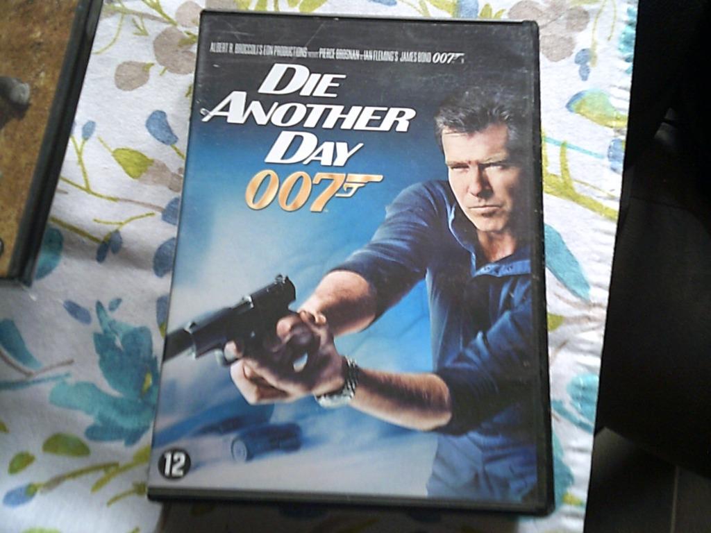 James Bond films deel 1, Vanaf 12 jaar, Ophalen of Verzenden, Gebruikt, Actie