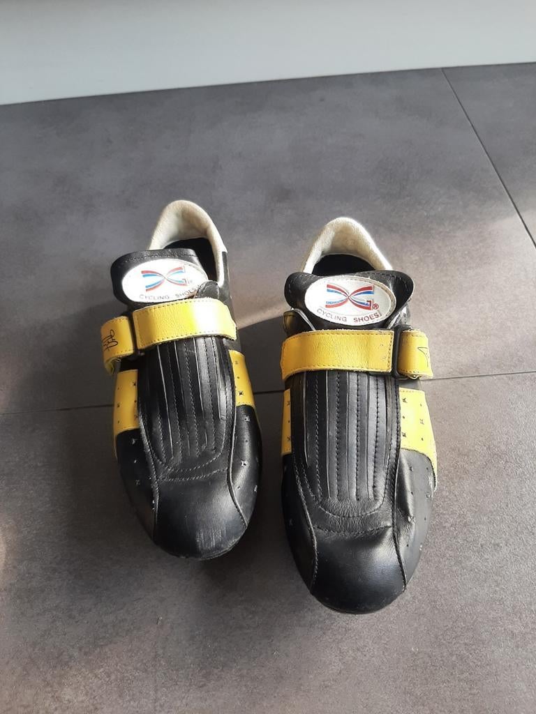 Cycling shoes 38-39, Enlèvement ou Envoi, Comme neuf