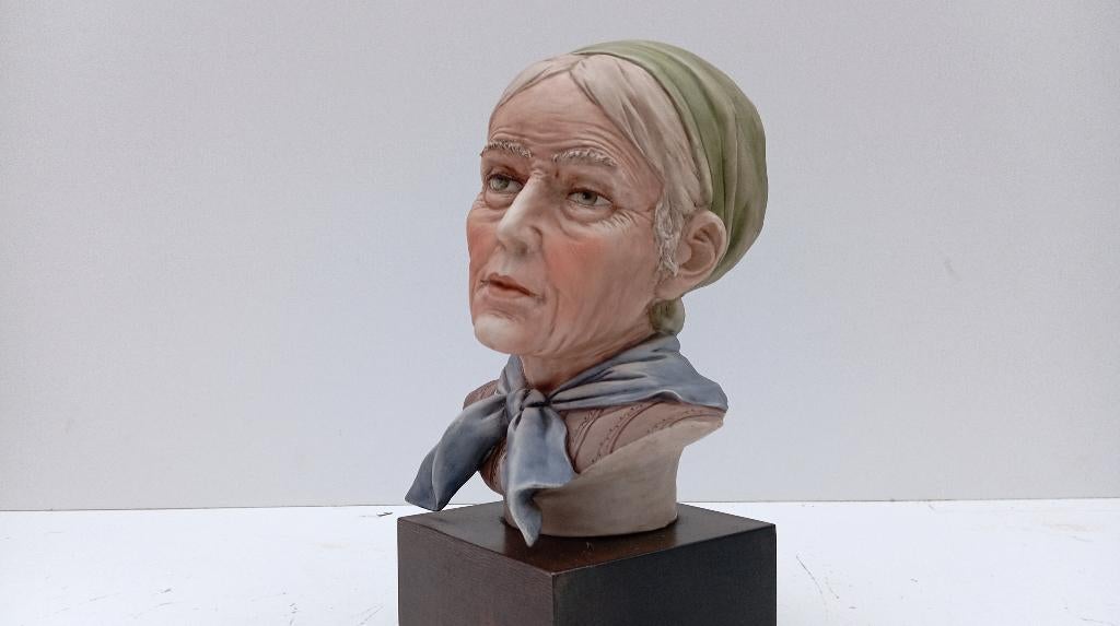 statue en porcelaine SANDRO MAGGIONI 1979 CAPODIMONTE, Enlèvement ou Envoi