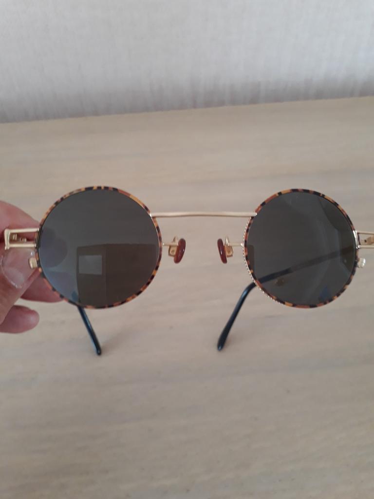 Lunettes de soleil, Enlèvement, Comme neuf, Lunettes