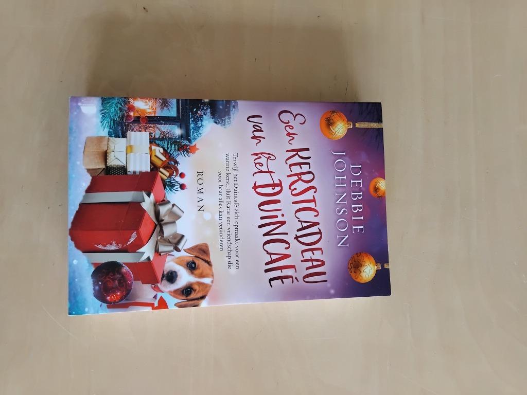 Een kerstcadeau van het duincafe - Debbie Johnson, Enlèvement ou Envoi