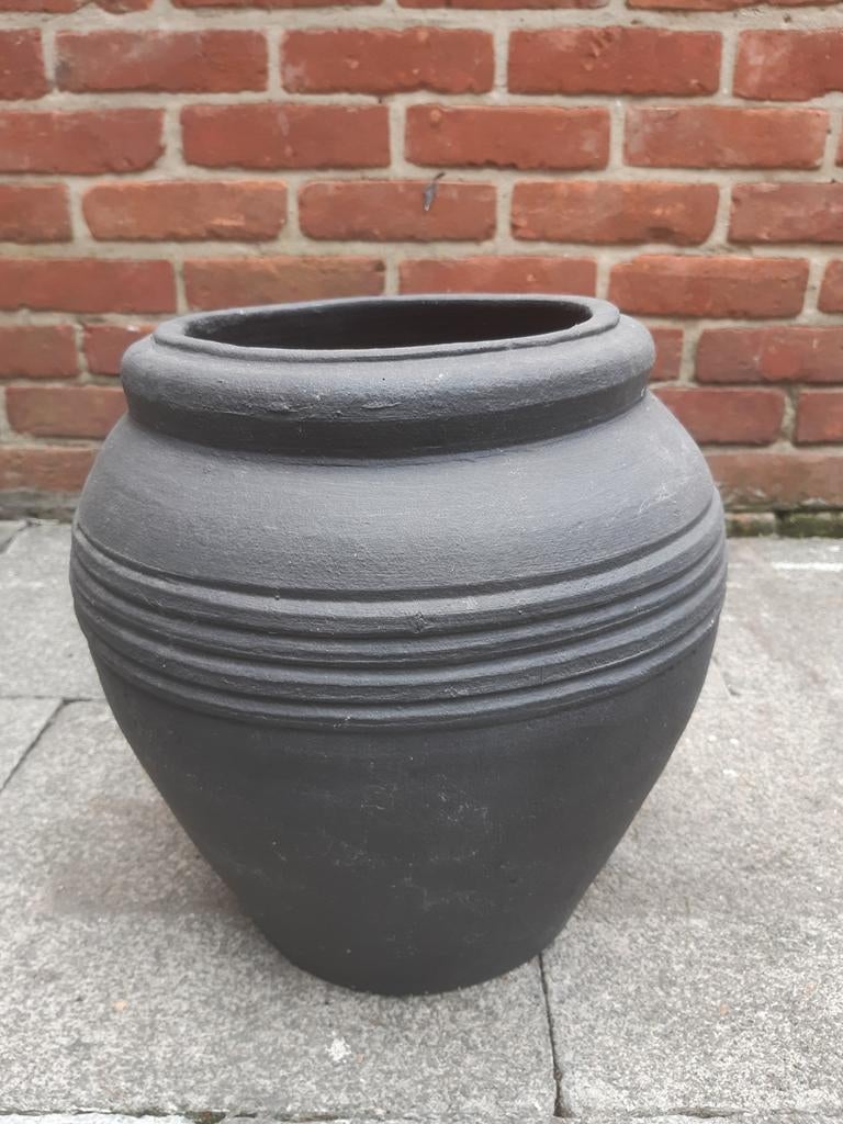 Zwarte tuinvaas : 28 cm hoog, Ophalen, Gebruikt