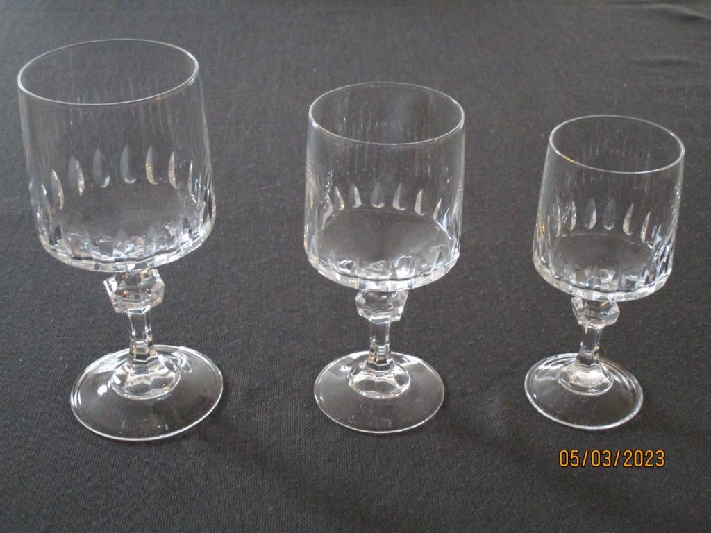 SERVICE EN CRISTAL DES ANNEES 50 - 18 PIECES - INTACT, Neuf, Verre ou Verres, Enlèvement, Autres matériaux