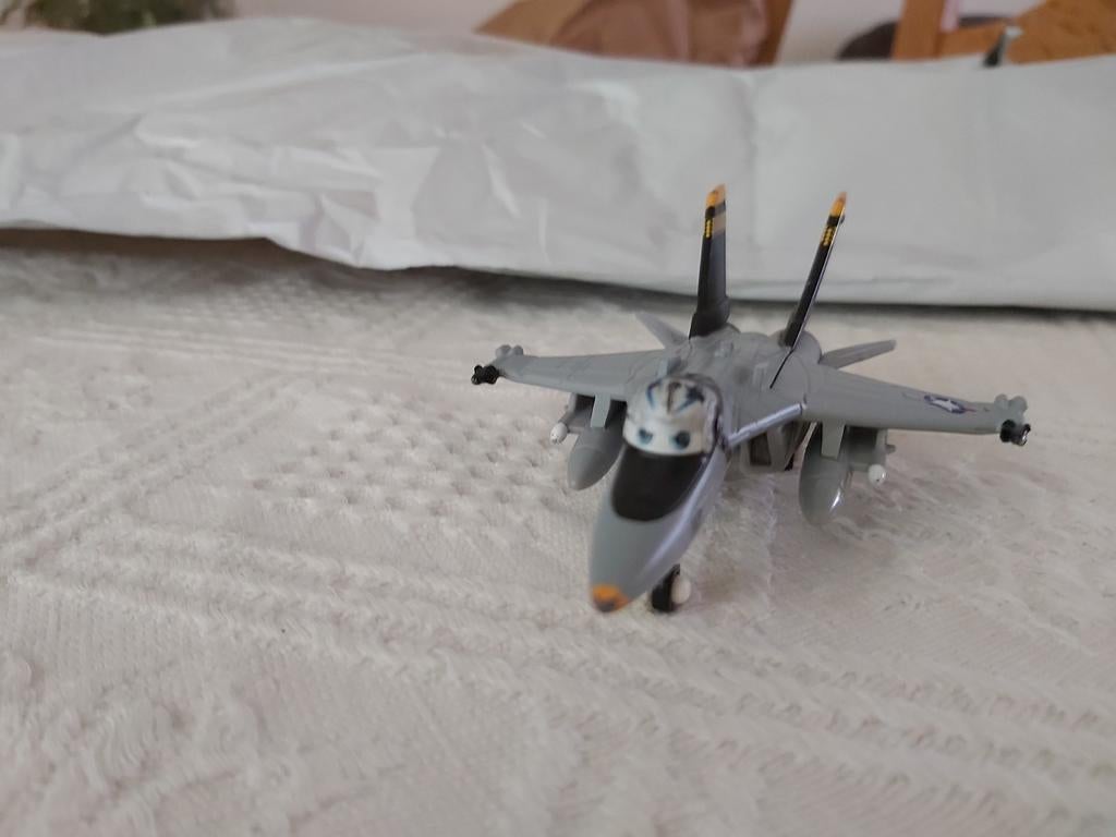 Avions Disney Bravo VF-17 113 Jet Mattel, Enlèvement ou Envoi, Comme neuf