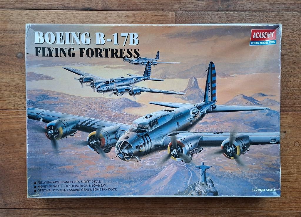 Academy B 17 b 1/72, Hobby en Vrije tijd, Overige merken, 1:72 tot 1:144, Ophalen of Verzenden, Zo goed als nieuw